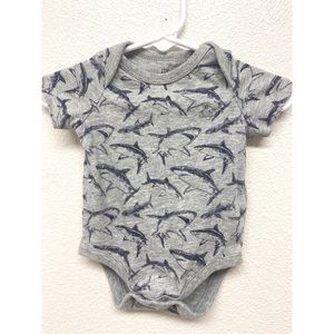 NWOT Baby Gap Short Sleeve bodysuit 0-3 months